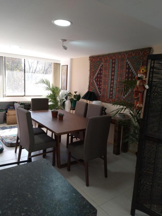 Charming Sunny Bedroom Overlooking Beautiful Amsterdam Avenue In Best Condesa Area Ciudad de México Exterior foto