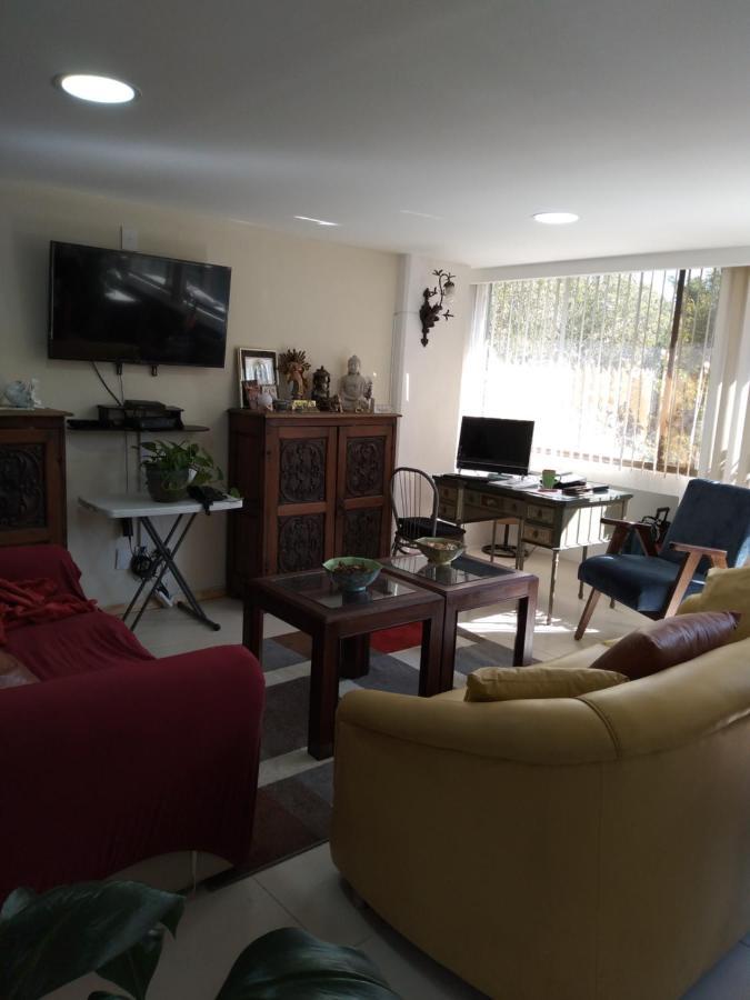 Charming Sunny Bedroom Overlooking Beautiful Amsterdam Avenue In Best Condesa Area Ciudad de México Exterior foto